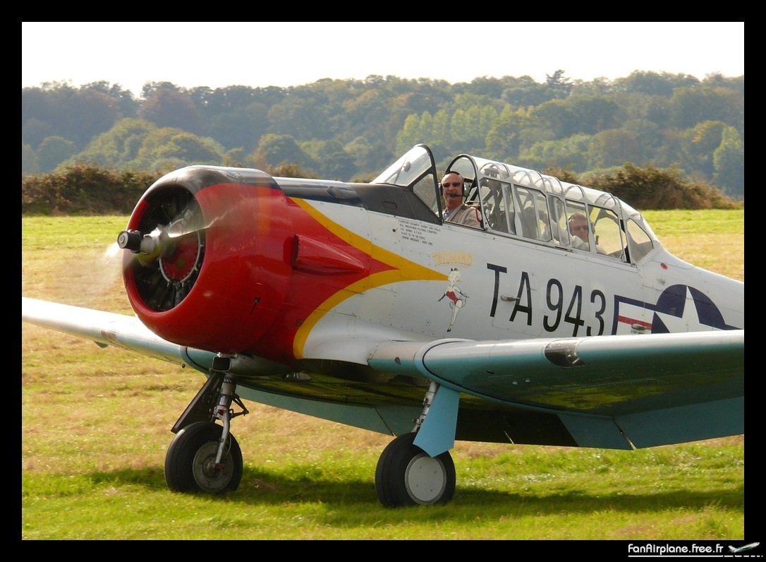 North American AT-6D Texan - F-AZSC