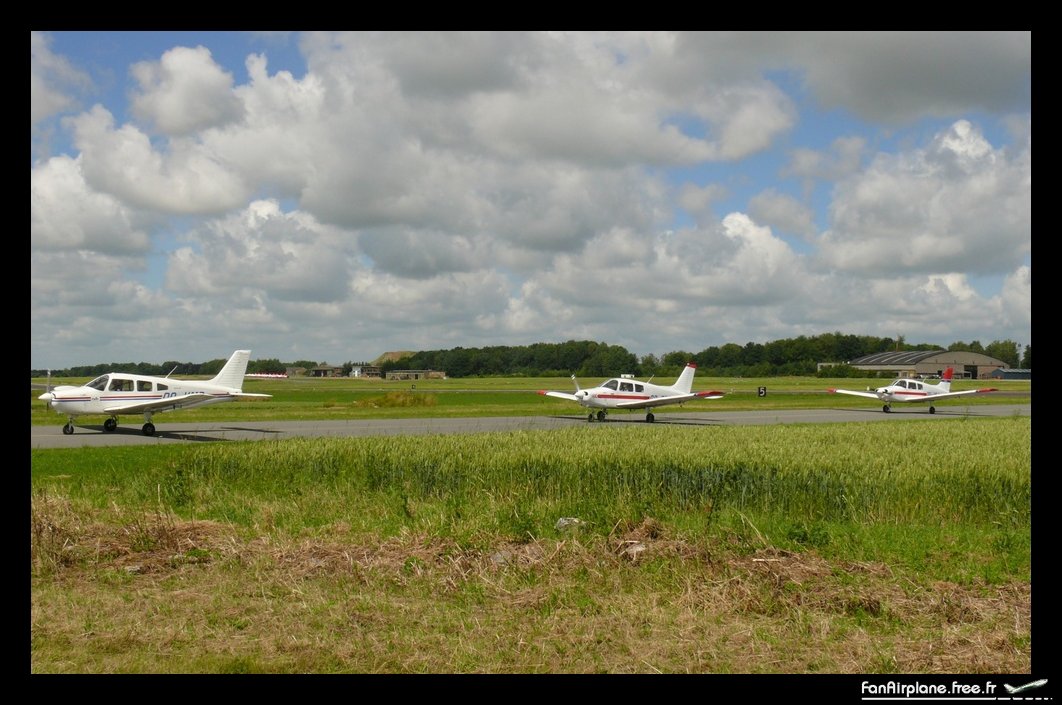 Piper PA-28-161 Warrior III - OO-VMC