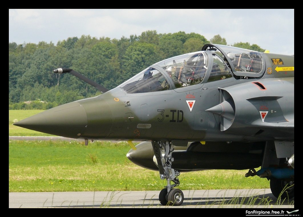 Dassault Mirage 2000D - 654 / 3-ID