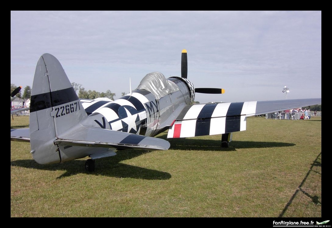 Republic P-47D Thunderbolt - G-THUN
