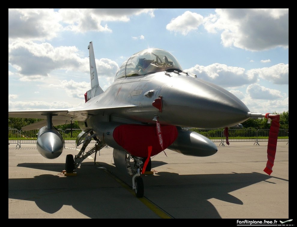 Fokker F-16BM Fighting Falcon - 306