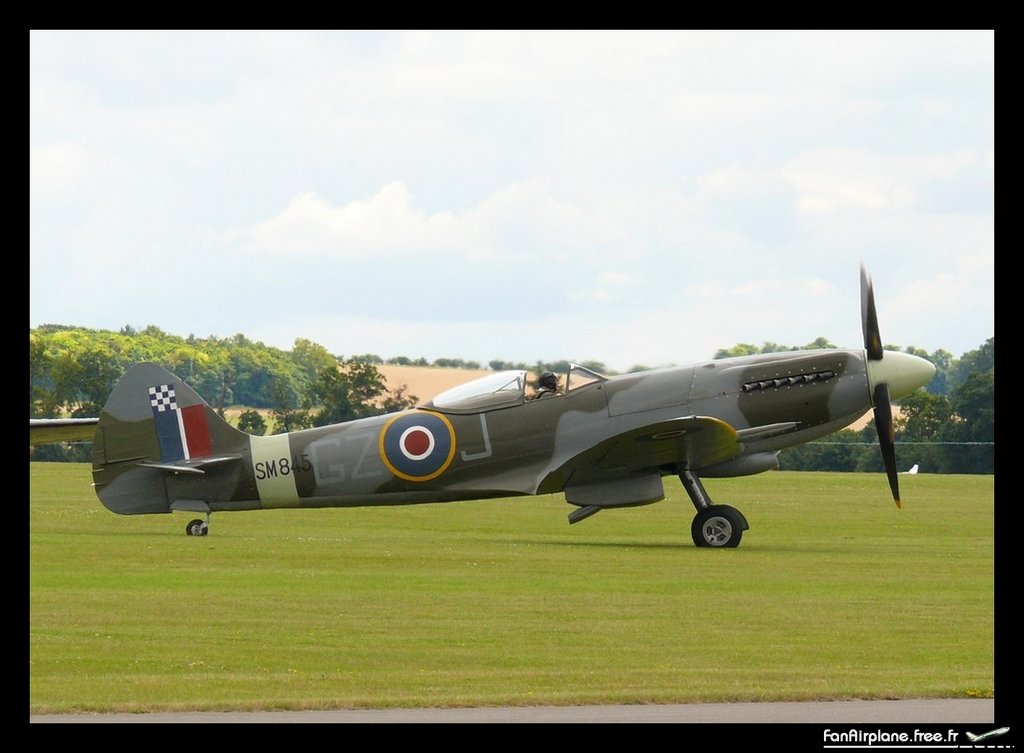 Supermarine 394 Spitfire FR18E - G-BUOS