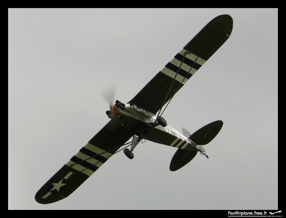 Piper J-3C-65 Cub - F-AKAZ