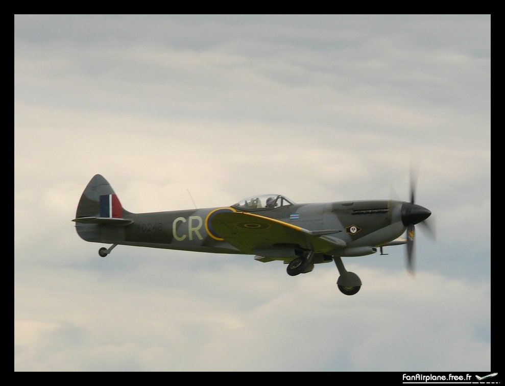 Supermarine 361 Spitfire LF16E - G-OXVI