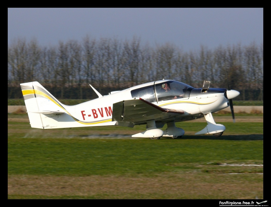 Robin DR400-120 - F-BVMQ