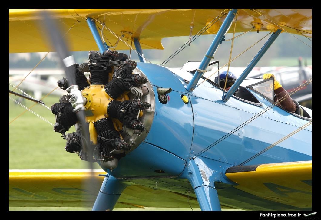 Boeing PT-17 Kaydet (A75N1) - N1942N