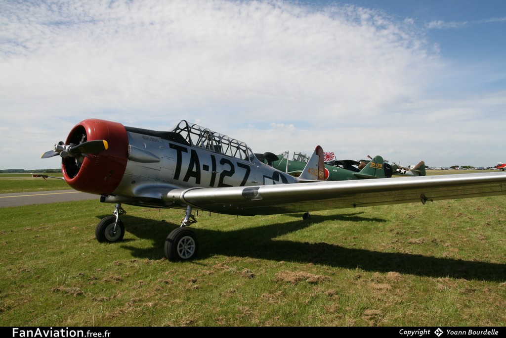 North American AT-6C Texan - F-AZBE