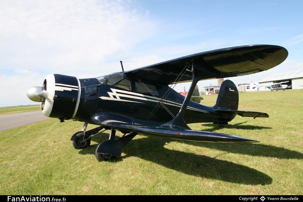 Beech D17S - F-AZJP