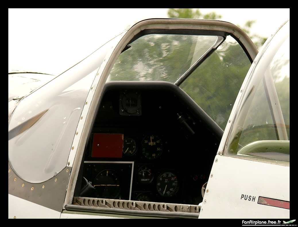 North American P-51D Mustang - F-AZSB