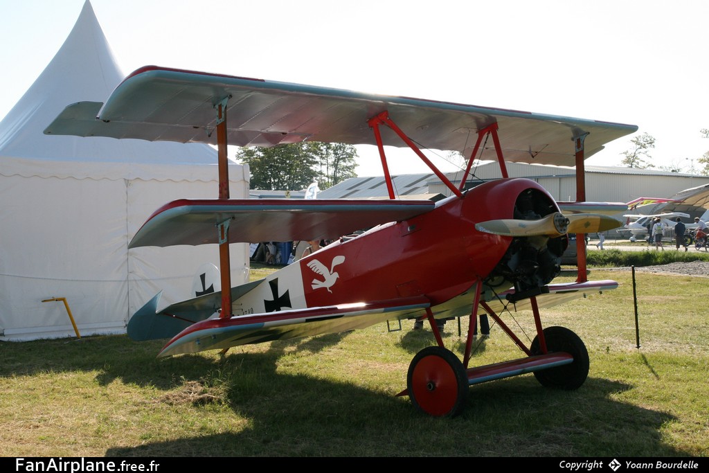 Fokker Dr-1 Replica - F-AZAQ