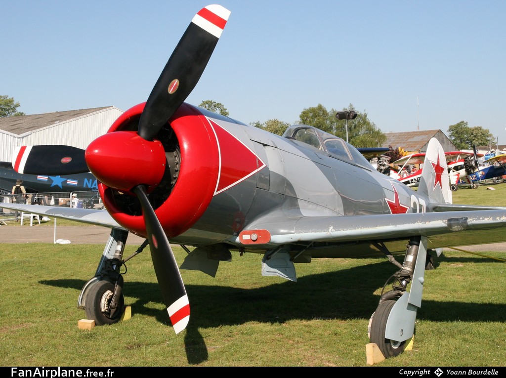Yakovlev Yak-11 - F-AZIM