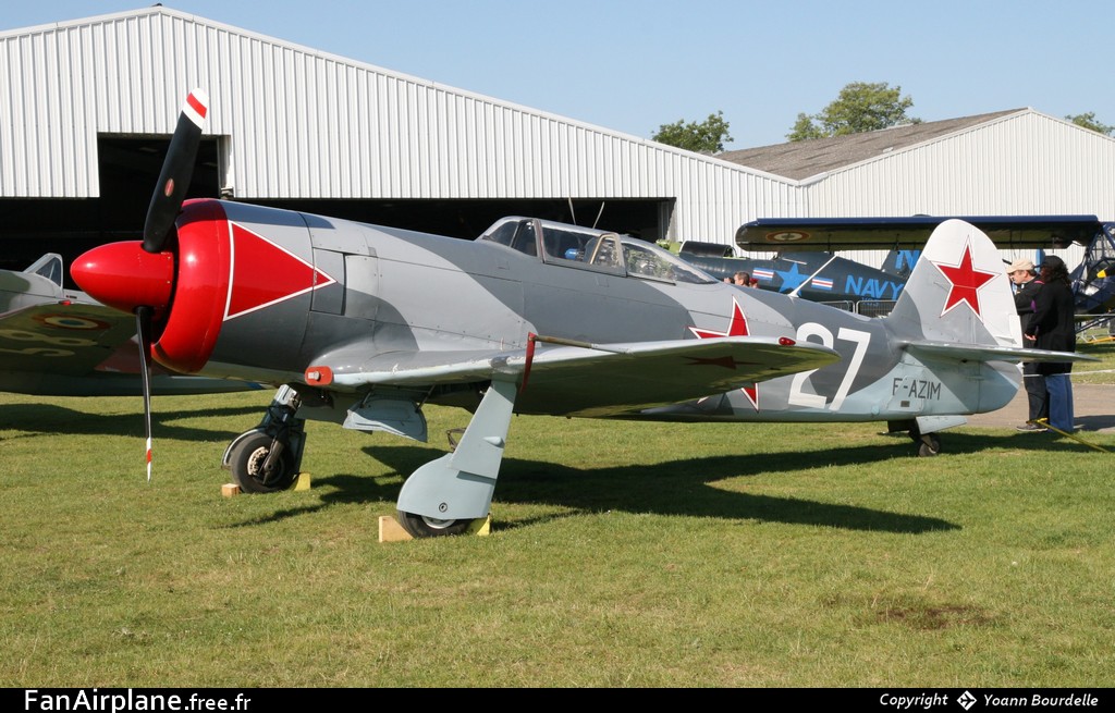Yakovlev Yak-11 - F-AZIM