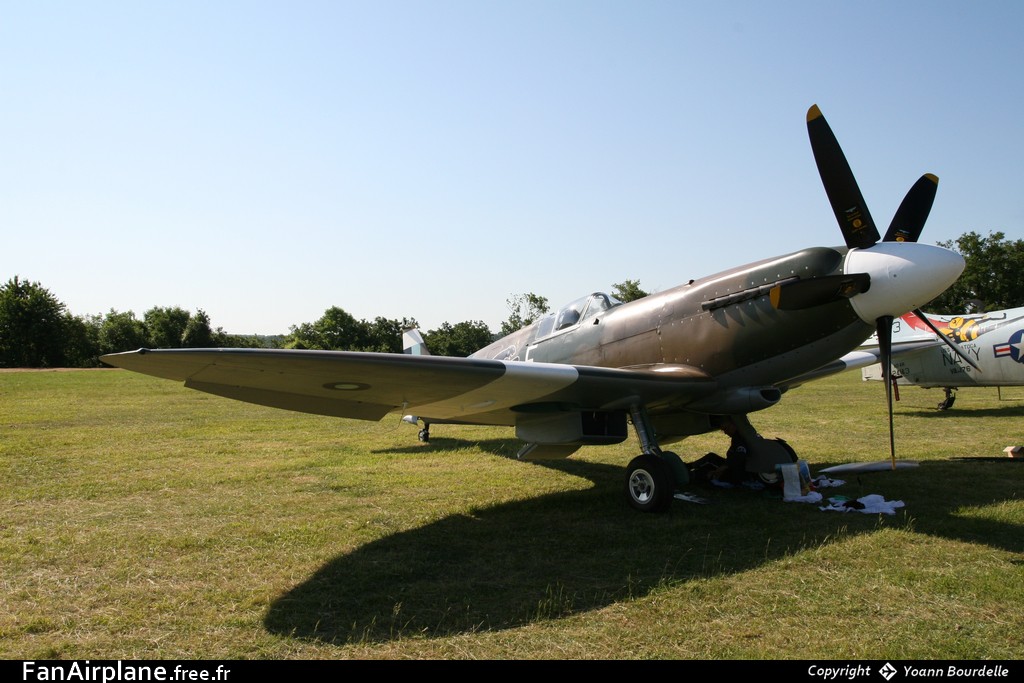Supermarine 389 Spitfire PR19 - F-AZJS