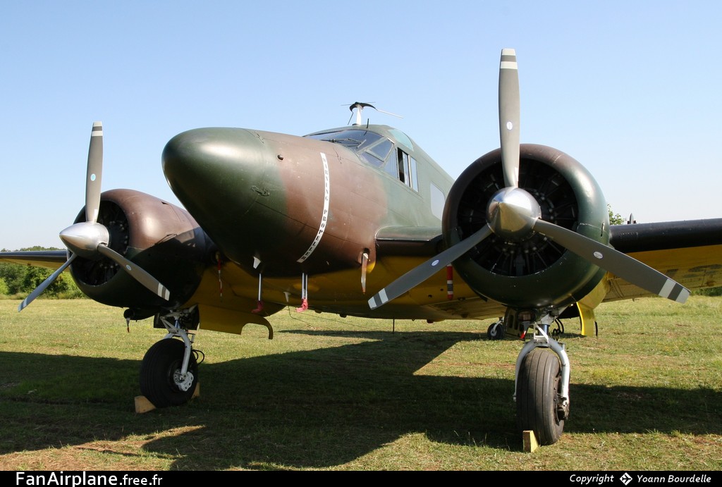 Beech 18 - F-AZEJ