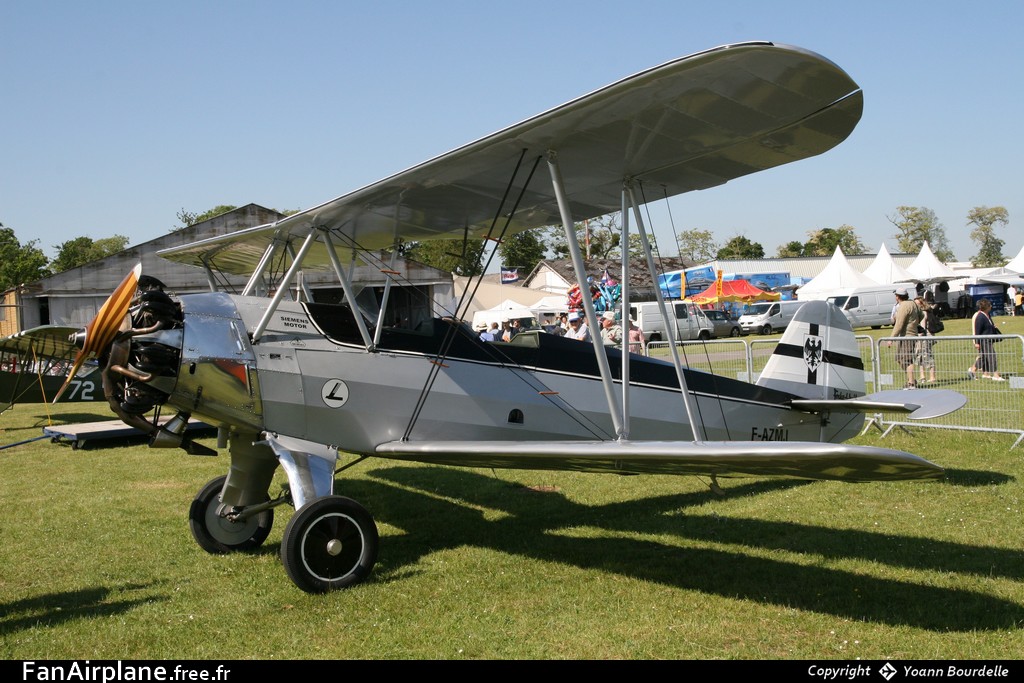 Focke-Wulf FW-44 Stieglitz - F-AZMJ