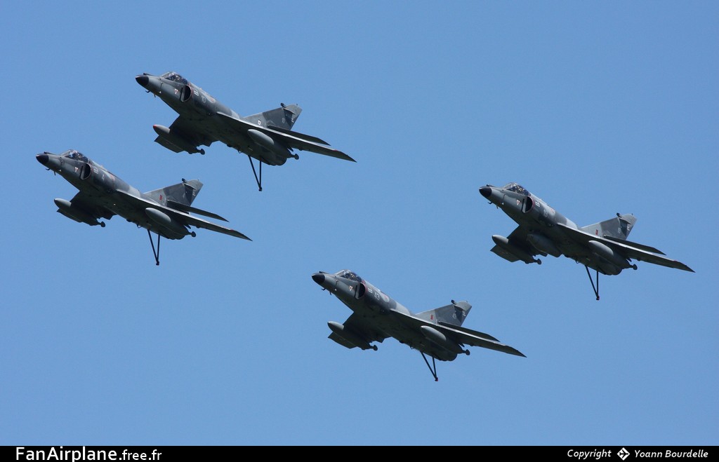 Dassault Super Etendard - 4