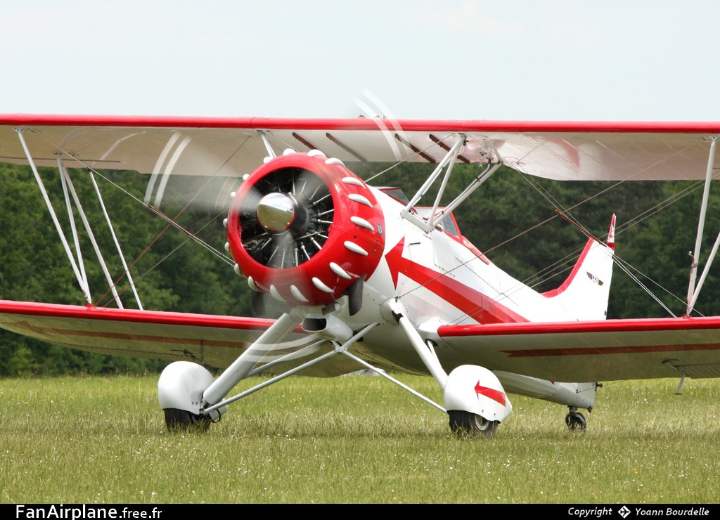 Waco UPF-7 - F-AZLC