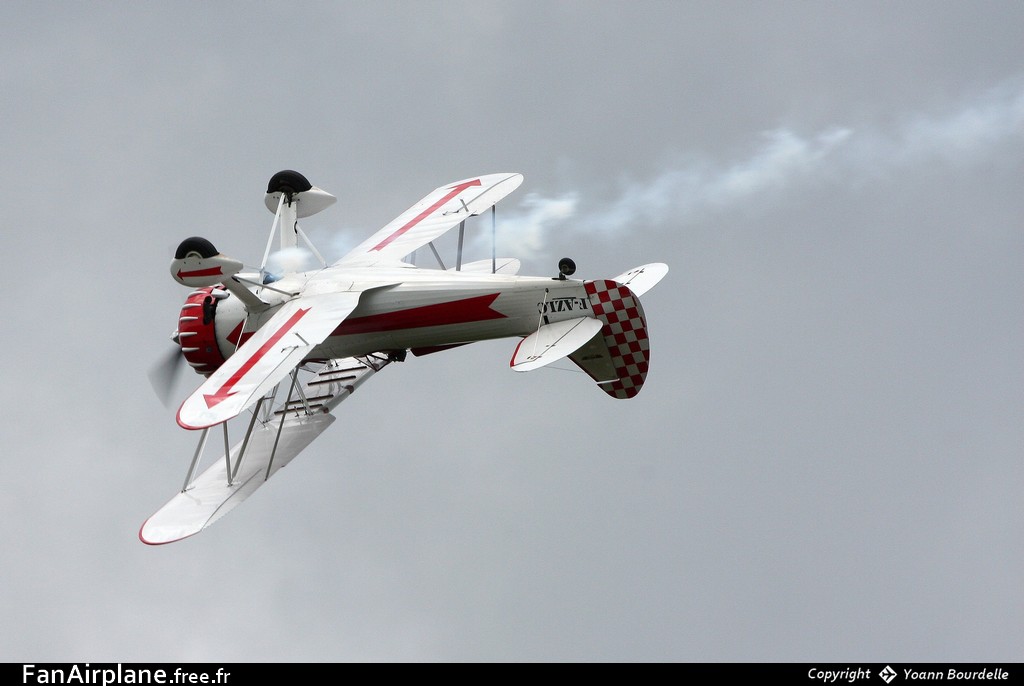 Waco UPF-7 - F-AZLC