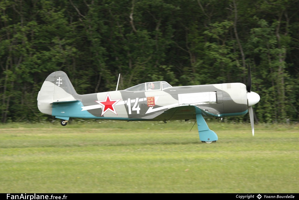 Yakovlev Yak-11 - F-AZNN