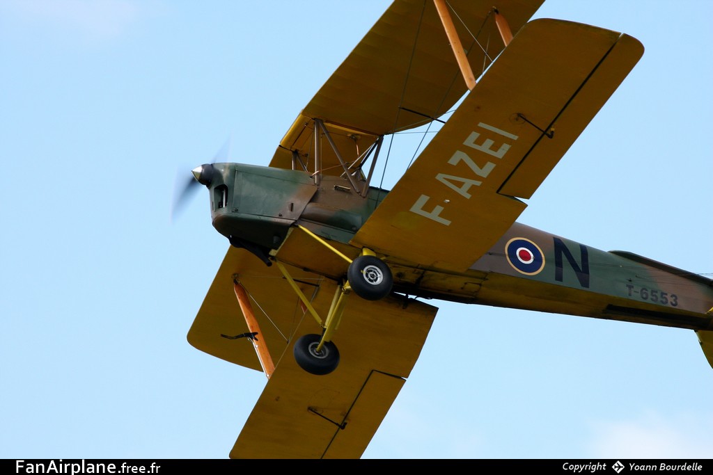 De Havilland DH-82 Tiger Moth - F-AZEI