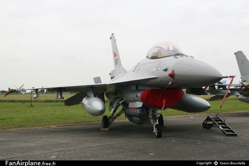 Fokker F-16AM Fighting Falcon - 669