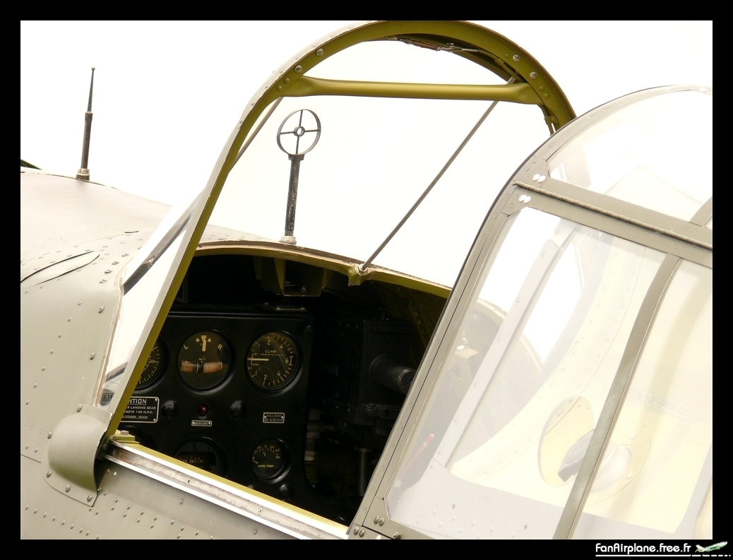Curtiss Hawk 75A-1 - G-CCVH