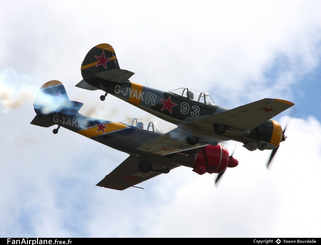 Yakovlev YAK-50 - G-JYAK