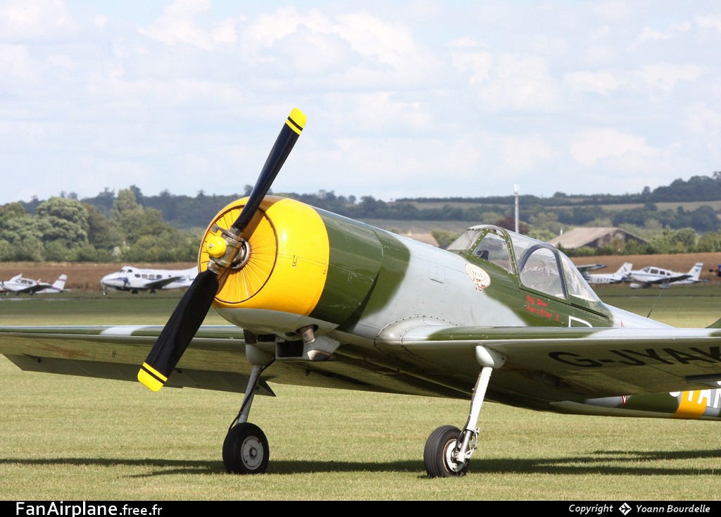 Yakovlev YAK-50 - G-JYAK