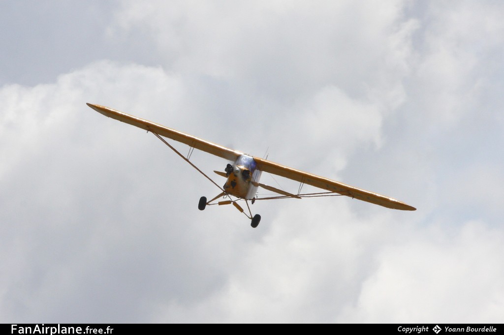 Piper J-3C-65 Cub - F-BGXC