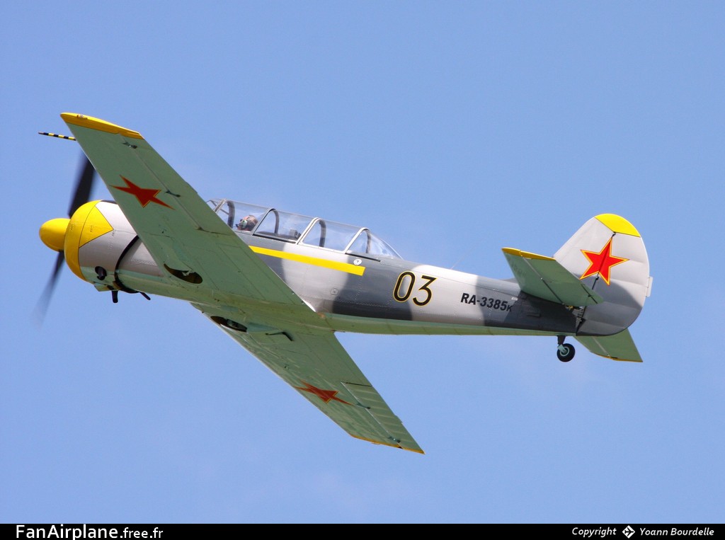Yakovlev YAK-52 - RA-3385K