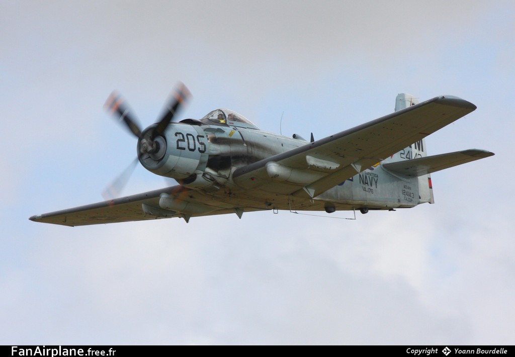 Douglas A-1D Skyraider (AD-4N) - F-AZDP