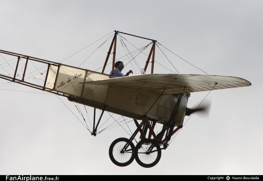 Bleriot XI-II - F-AZPG