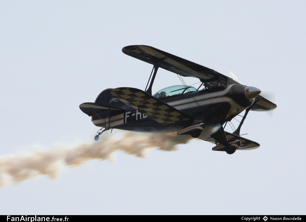 Pitts S-2B Special - F-HBOB