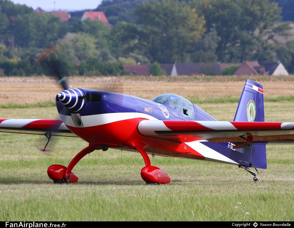 Extra 300SC - F-TGCI