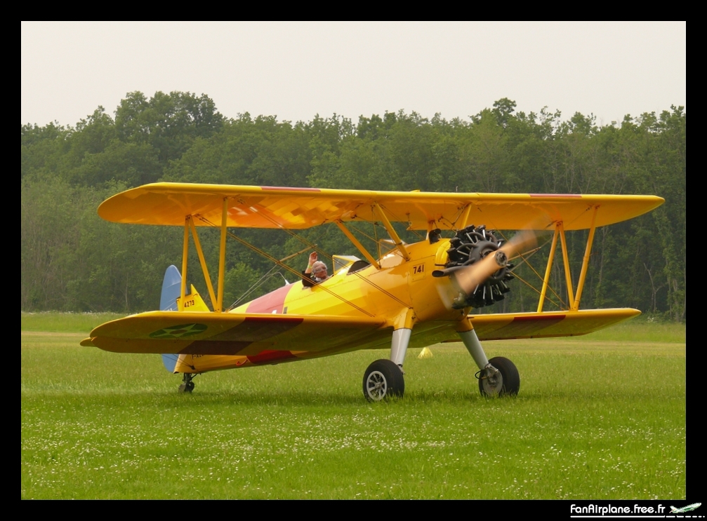 Boeing PT-13D Kaydet (E75) - F-AZJR
