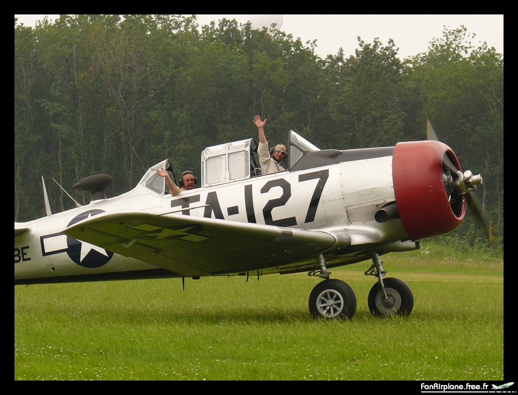 North American AT-6C Texan - F-AZBE