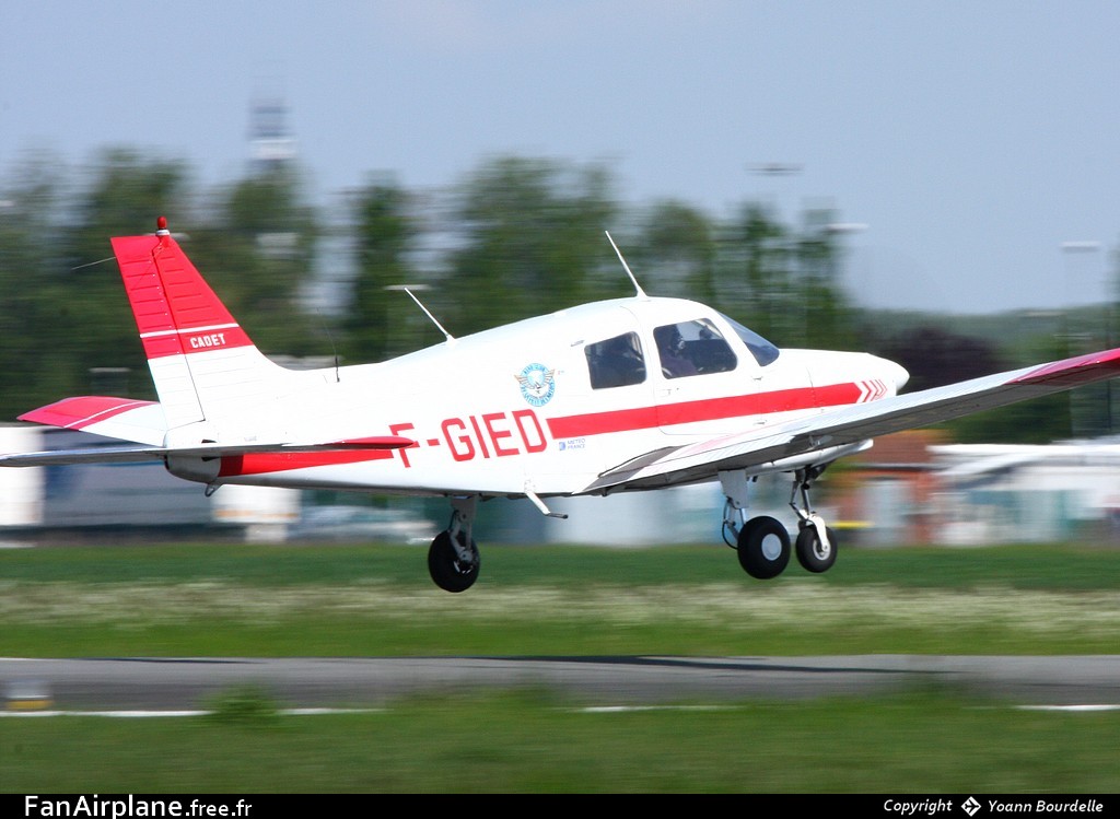 Piper PA-28-161 Cadet - F-GIED
