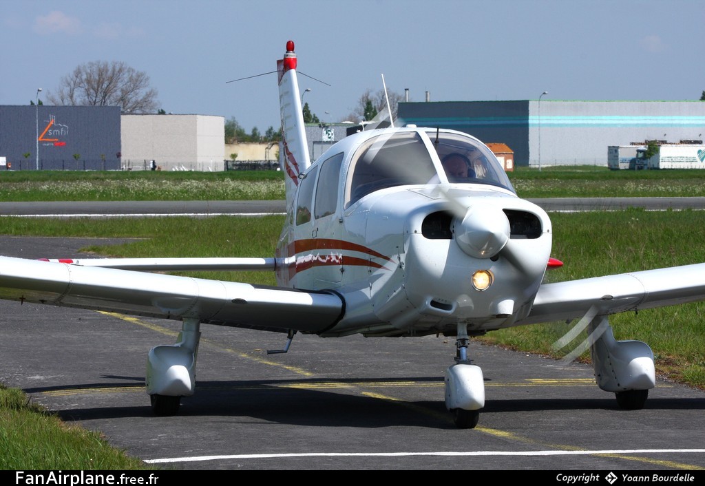 Piper PA-28-161 Warrior II - F-GDJF