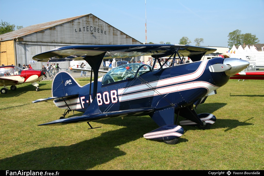 Pitts S-2B Special - F-HBOB