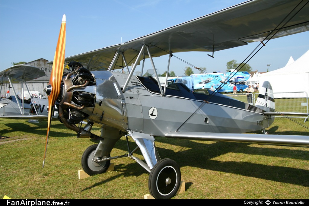 Focke-Wulf FW-44 Stieglitz - F-AZMJ