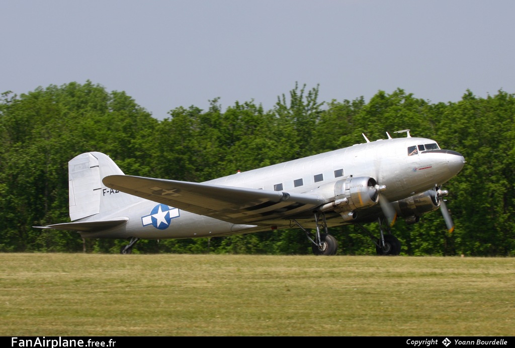 Douglas C-47B Dakota (DC-3A) - F-AZOX