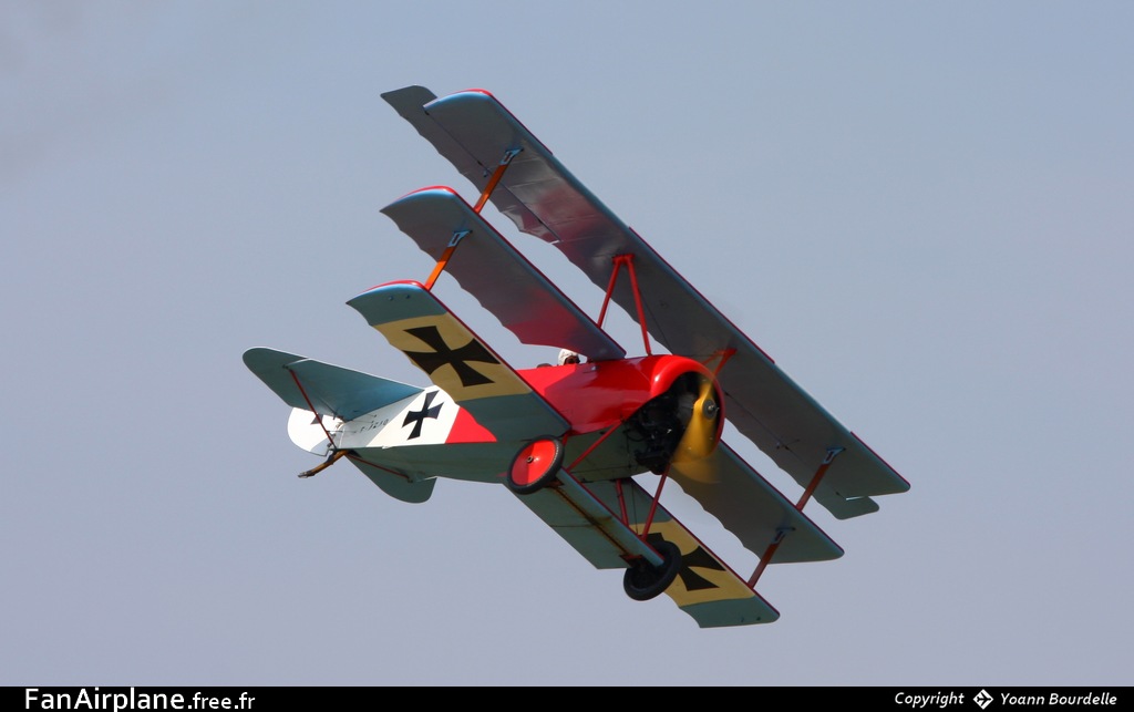 Fokker Dr-1 Replica - F-AZAQ