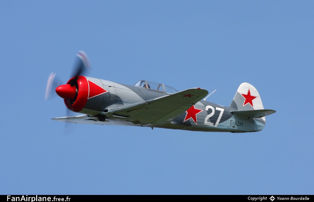 Yakovlev Yak-11 - F-AZIM
