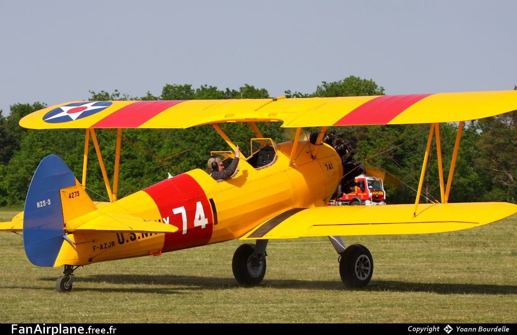 Boeing PT-13D Kaydet (E75) - F-AZJR