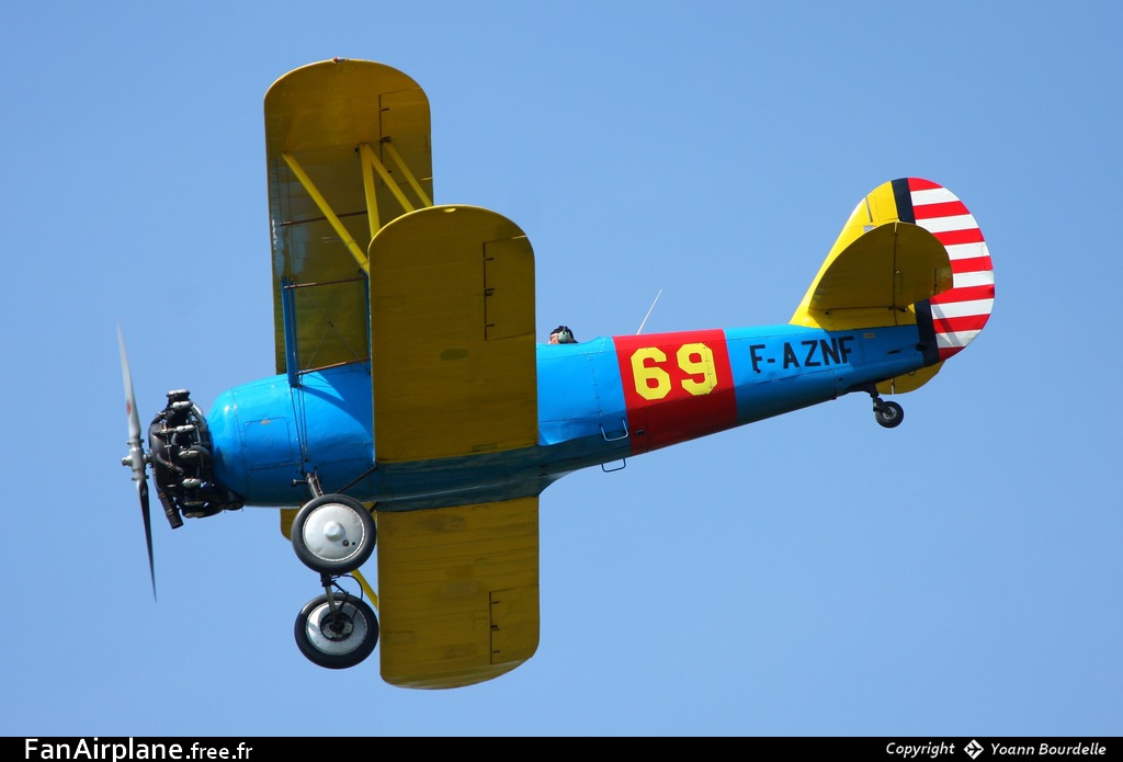 Naval Aircraft Factory N3N-3 - F-AZNF
