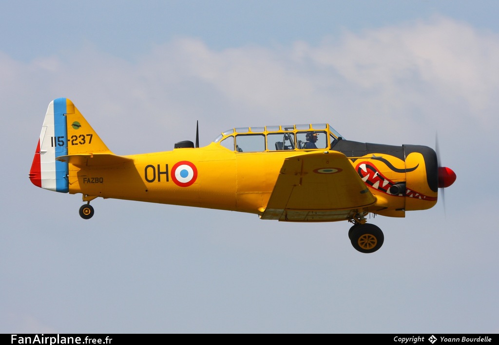 North American T-6G Texan - F-AZBQ