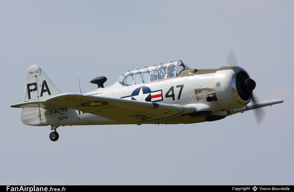 North American AT-6D Texan - F-AZRB