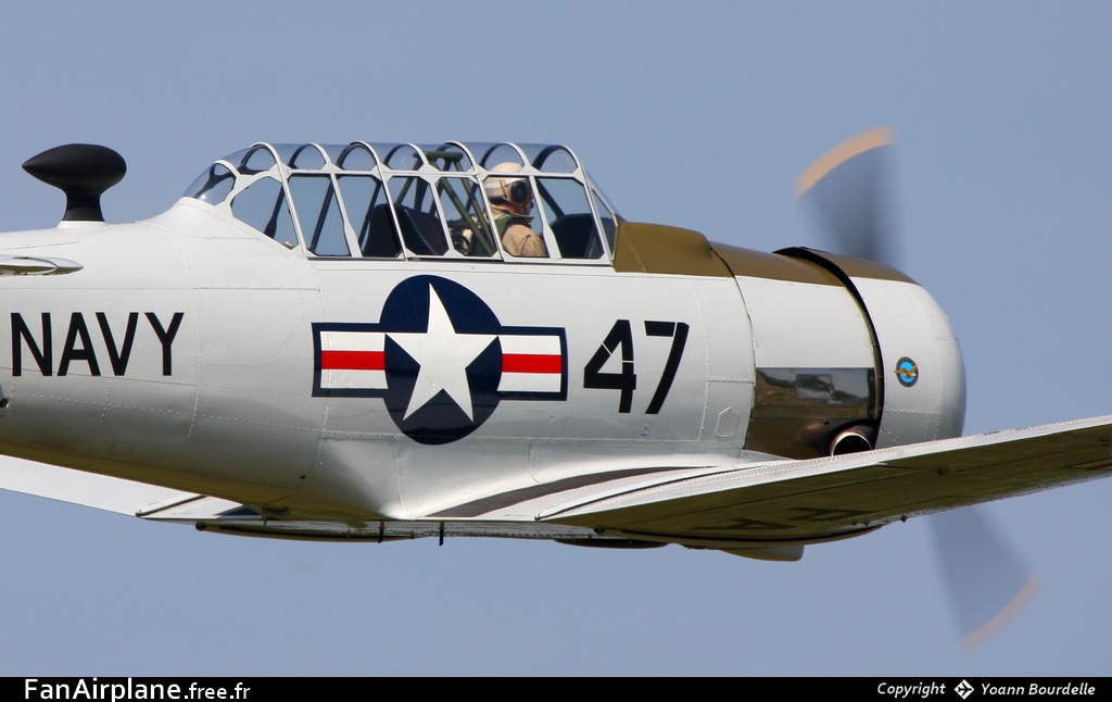 North American AT-6D Texan - F-AZRB