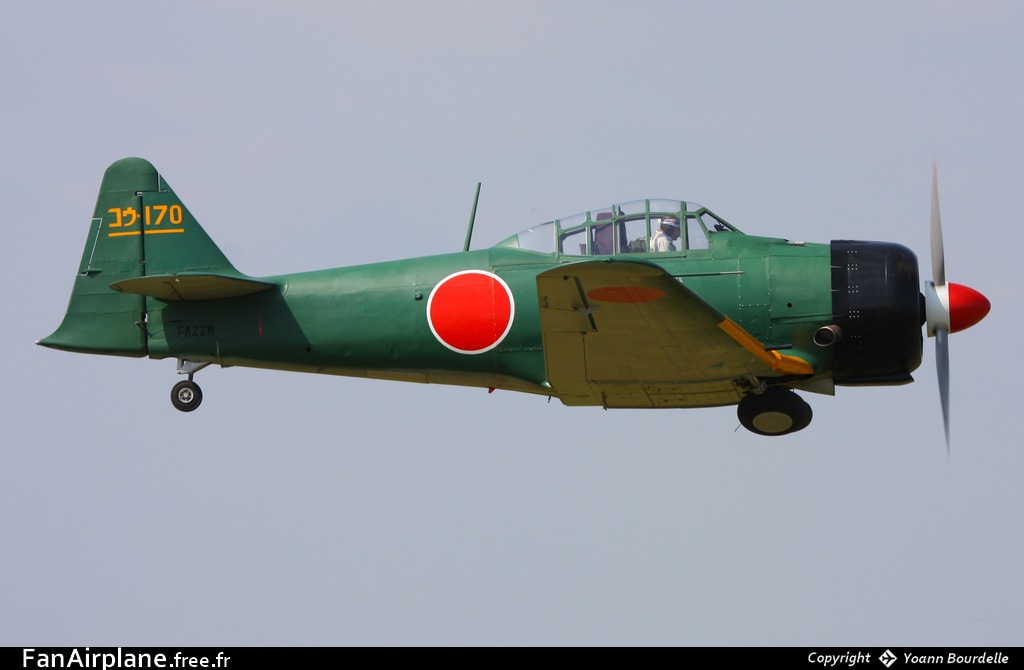 North American T6-M0 - F-AZZM