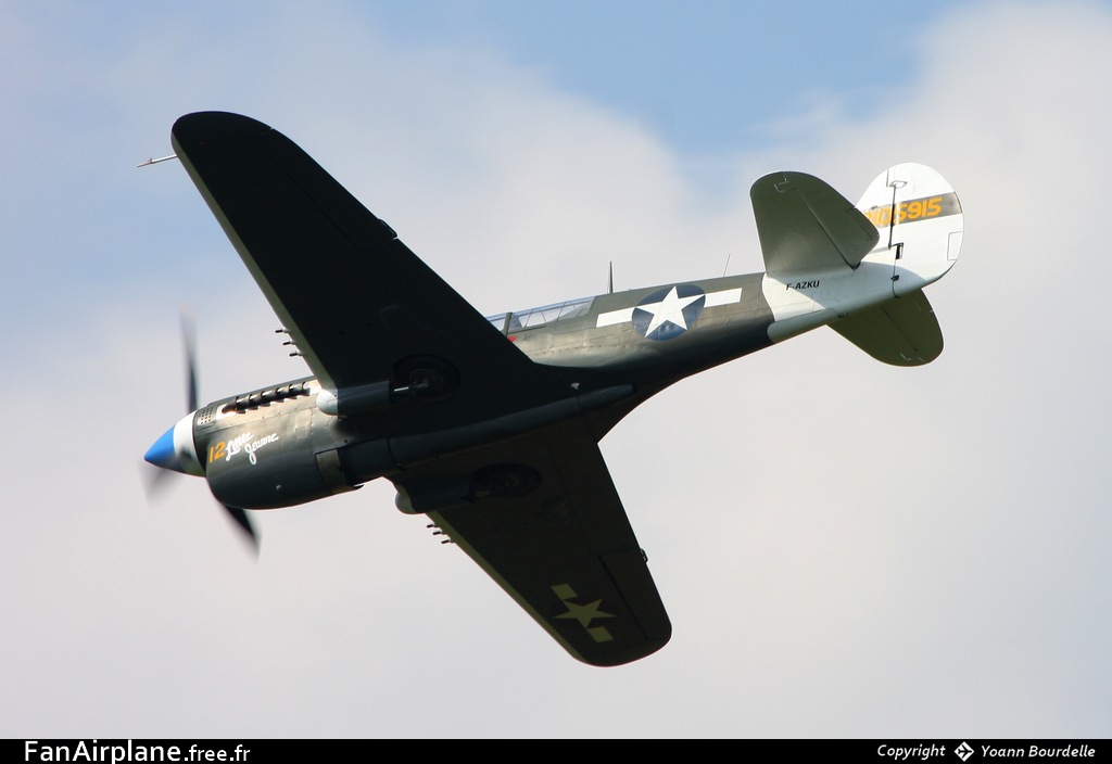 Curtiss P-40N Kittyhawk - F-AZKU